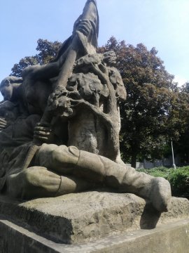 Pomník zboku, autor: Martin Kudrna