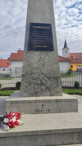 Pomník - oběti nacismu, autor: Milan Hron