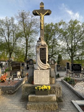 Pomník Obětem 1. světové války, autor: Nela Vídenská, ZŠ Benešova