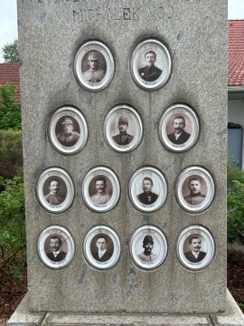 Fotografie se jmény, autor: Milan Hron