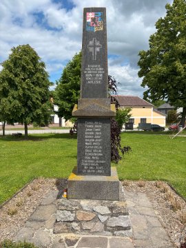 Bližší pohled na pomník, autor: Milan Hron